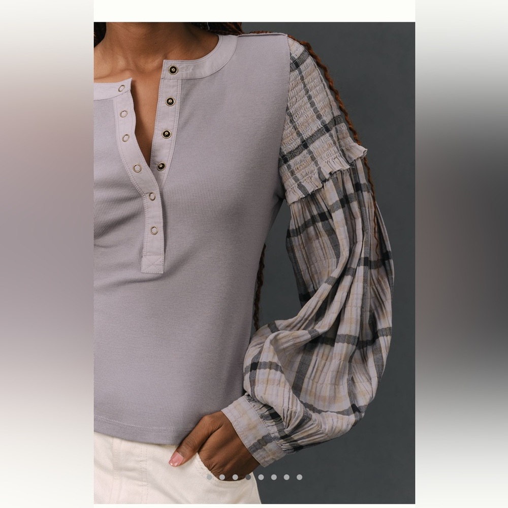 The Andie Ribbed Henley by Pilcro - Picture 4 of 8